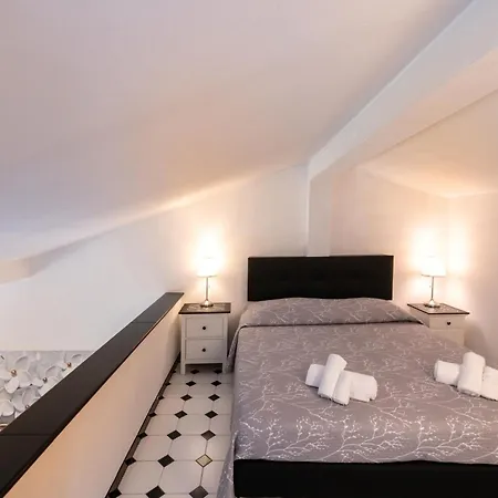 Apartment Loft Cristina - La Piazzetta Fronte Mare